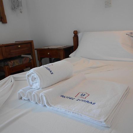 Zorbas Hotel Pythagoreio  Phòng bức ảnh