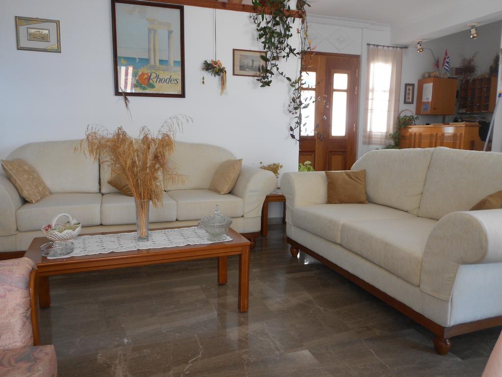 Zorbas Hotel Pythagoreio  Ngoại thất bức ảnh