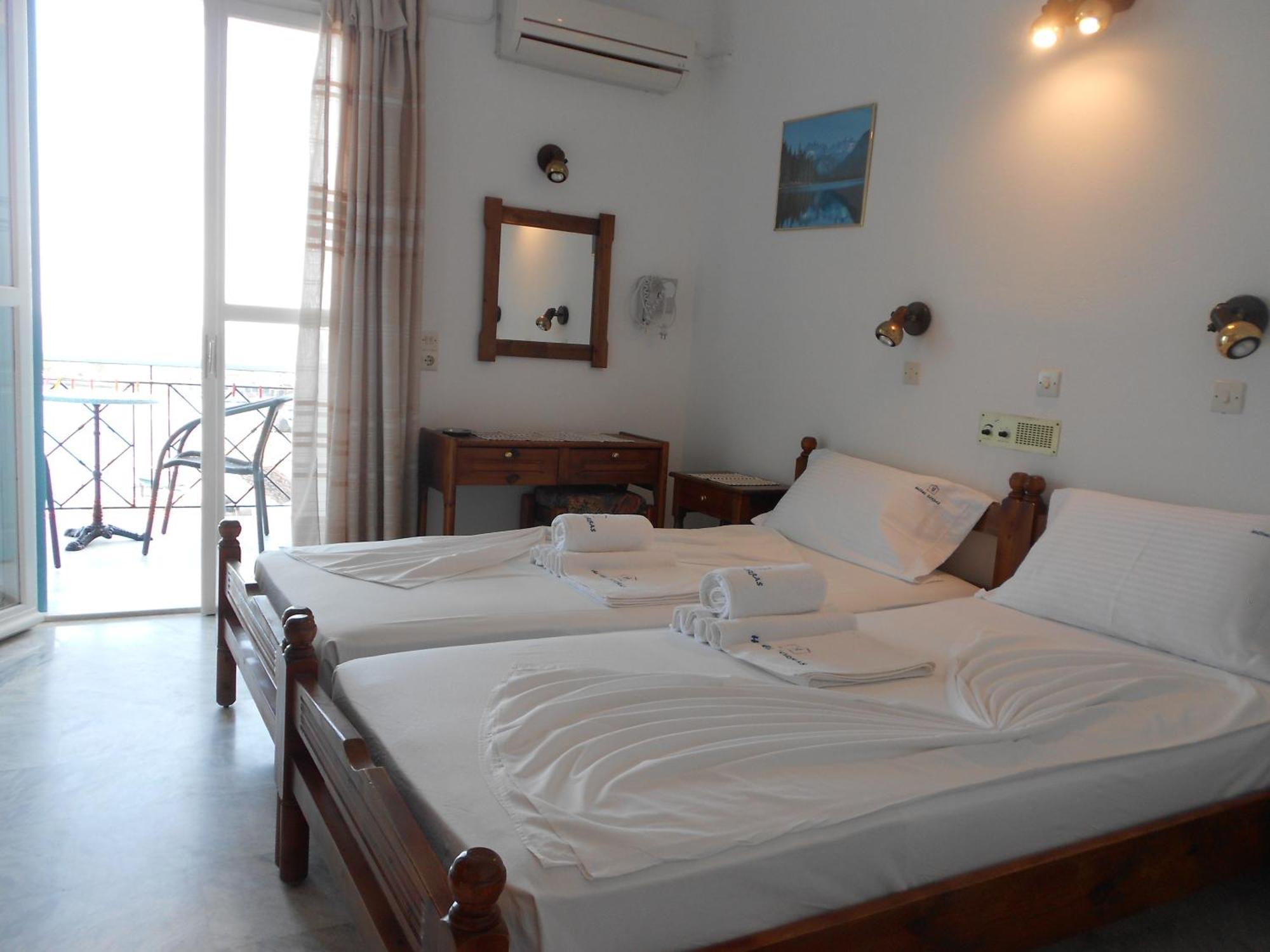 Zorbas Hotel Pythagoreio  Phòng bức ảnh
