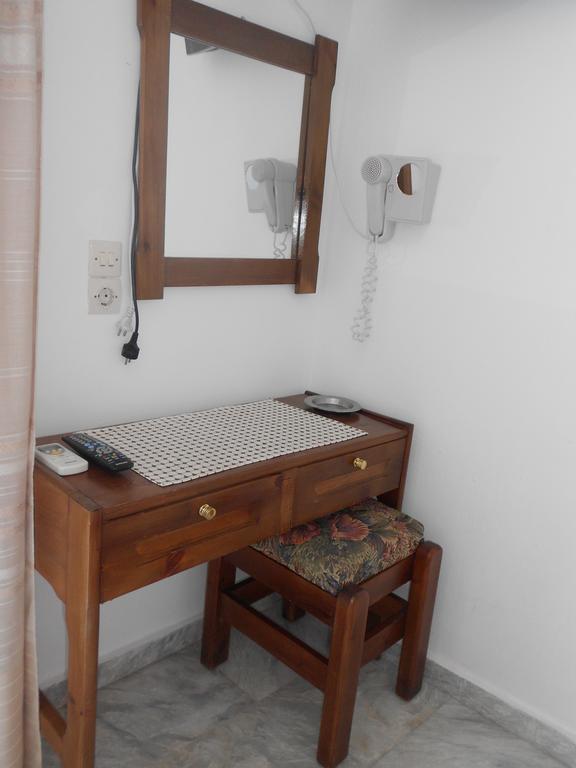 Zorbas Hotel Pythagoreio  Phòng bức ảnh