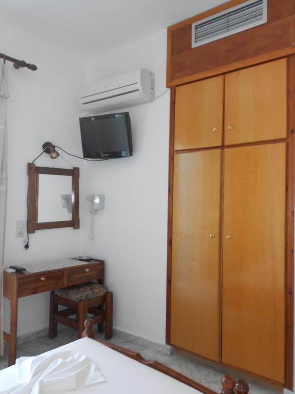 Zorbas Hotel Pythagoreio  Phòng bức ảnh